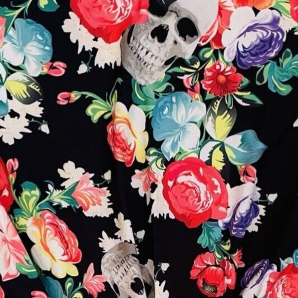 ROAMING HEARTS DRESS BY IRON FIST WITH A SKULL AND FLOWER PRINT NWOT - Picture 5 of 9